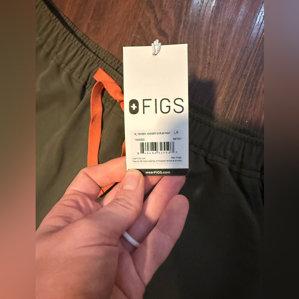 Figs jogger pants size large green NWT - Picture 4 of 6